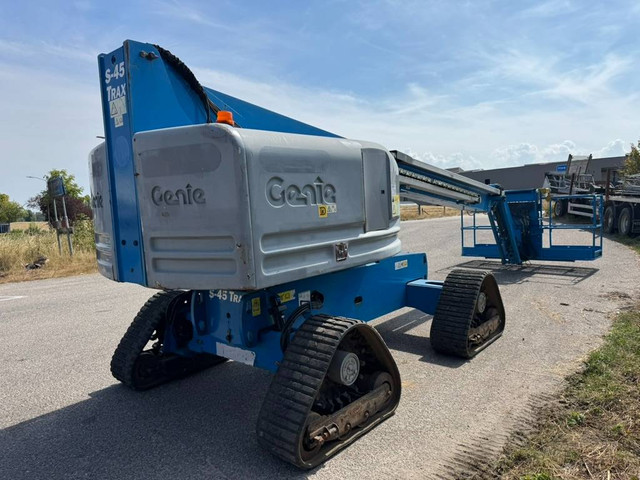 Genie S 45 Trax