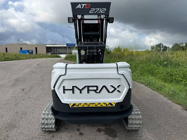 Hyrax 27.12 ATD self leveling!