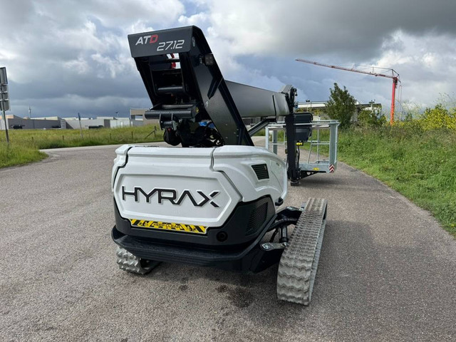 Hyrax 27.12 ATD self leveling!