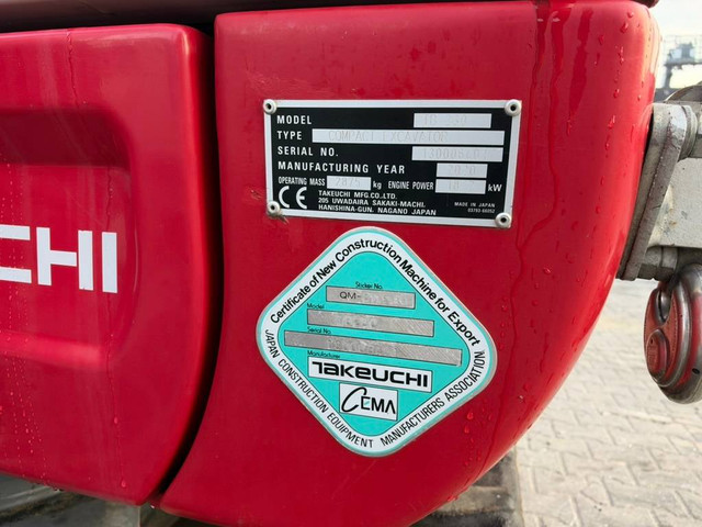 Takeuchi TB 230 3x bucket LED